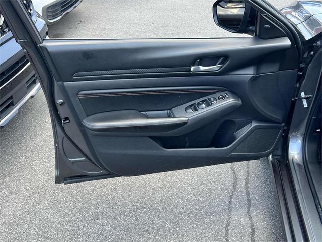 Photo of 2021 Gun Metallic Nissan Altima