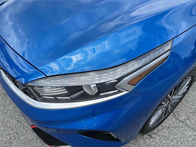 Photo of 2022 Blue Kia Forte
