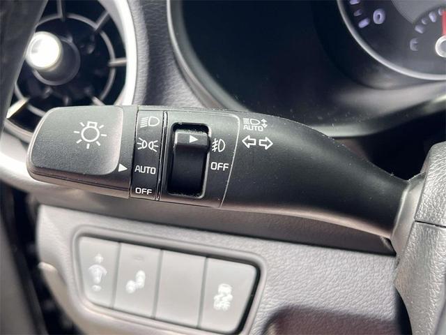 Photo of 2022 Aurora Black Pearl Kia Forte