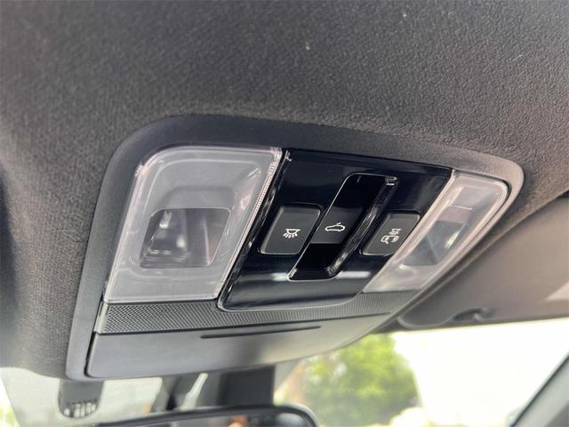 Photo of 2022 Aurora Black Pearl Kia Forte