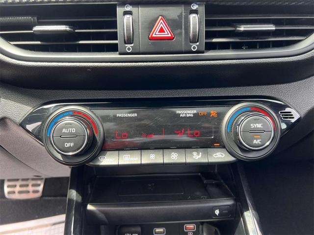 Photo of 2022 Aurora Black Pearl Kia Forte