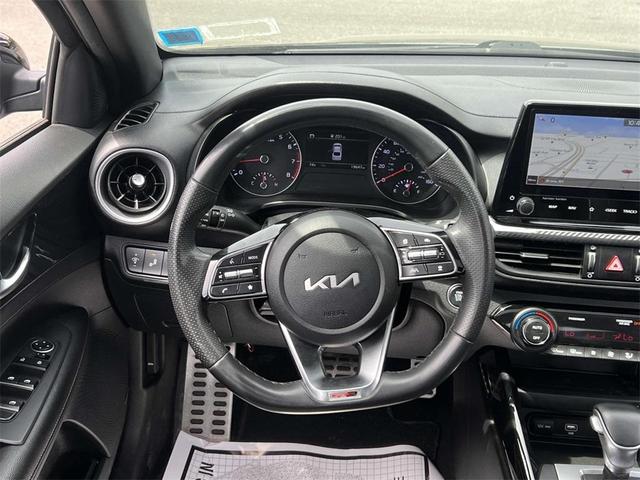 Photo of 2022 Aurora Black Pearl Kia Forte
