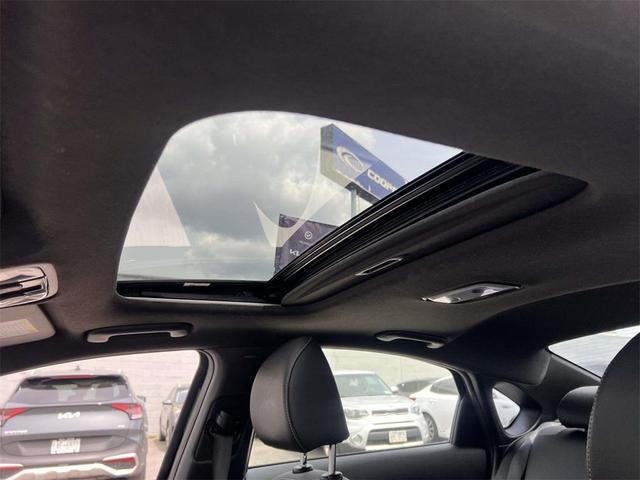 Photo of 2022 Aurora Black Pearl Kia Forte