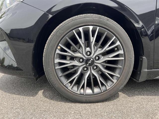 Photo of 2022 Aurora Black Pearl Kia Forte