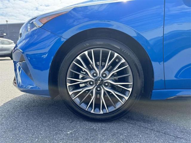 Photo of 2023 Blue Kia Forte