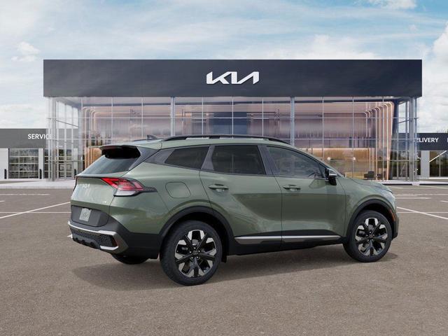 Photo of 2025 Jungle Green Kia Sportage Plug-In Hybrid