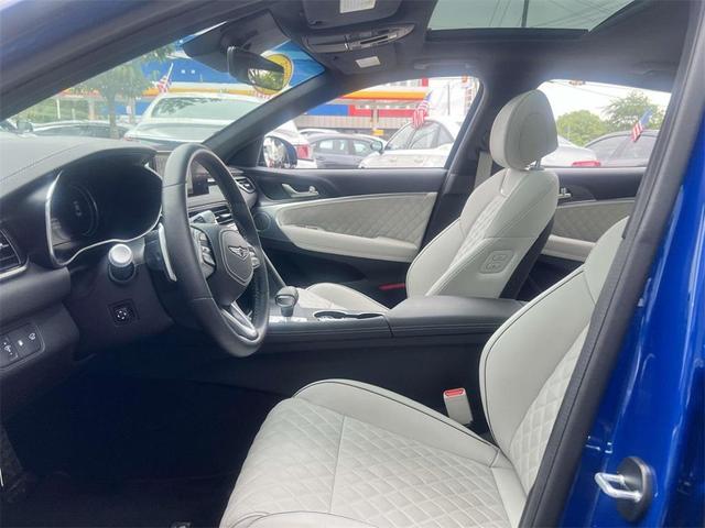 Photo of 2025 Blue Genesis G70