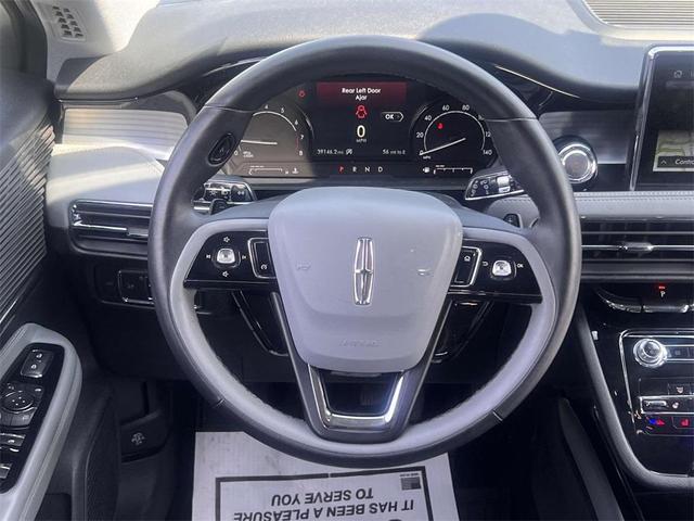 Photo of 2022 Infinite Black Metallic Lincoln Corsair