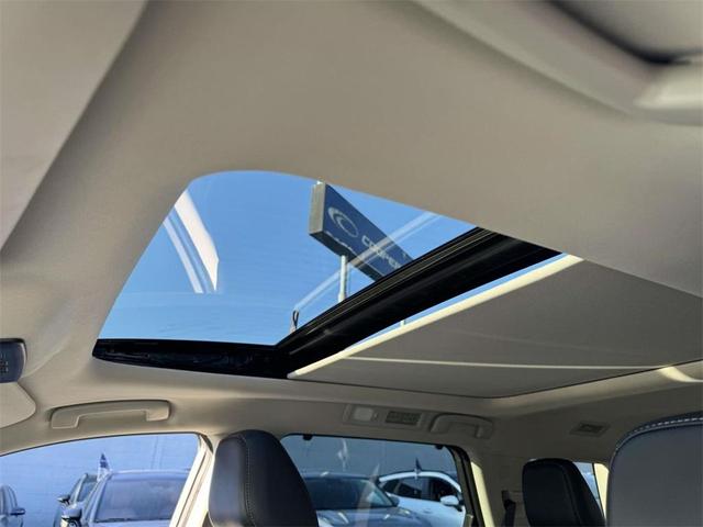Photo of 2024 Gun Metallic Nissan Pathfinder