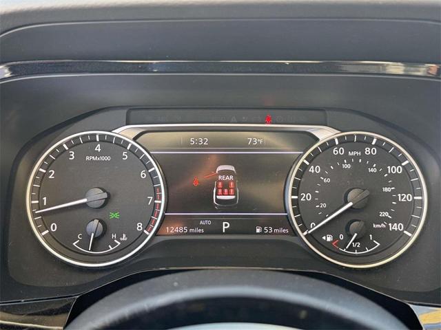 Photo of 2024 Gun Metallic Nissan Pathfinder