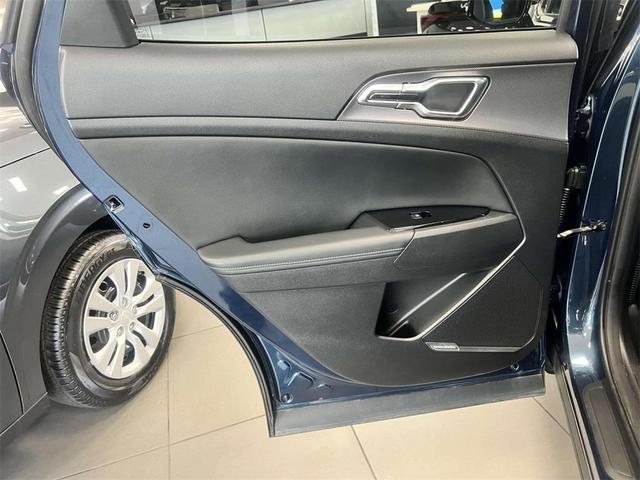 Photo of 2023 Blue Kia Sportage Hybrid