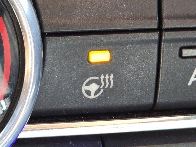 Photo of 2021 Black Metallic Ford Expedition Max