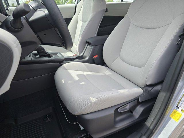 Photo of 2026 Silver Toyota Corolla Cross