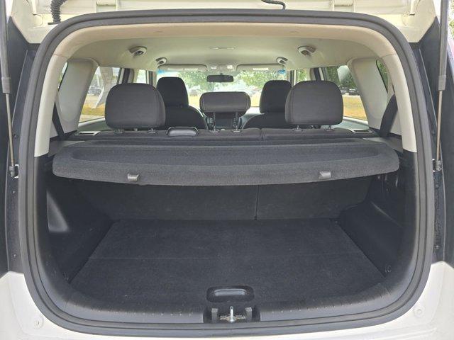 Photo of 2019 Clear White Kia Soul