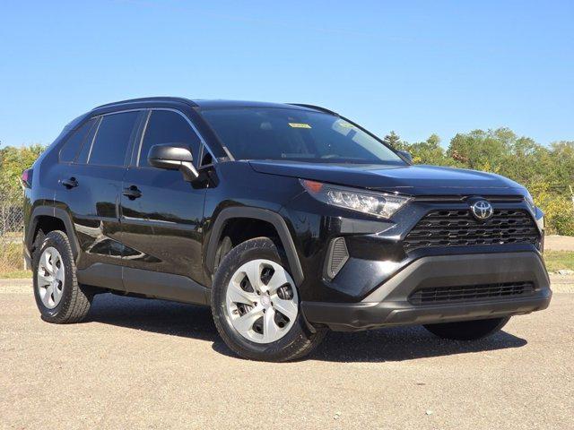 Photo of 2021 Midnight Black Metallic Toyota RAV4