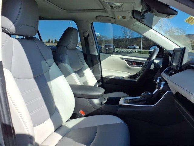 Photo of 2022 Silver Sky Toyota RAV4