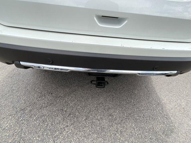 Photo of 2020 White Nissan Rogue