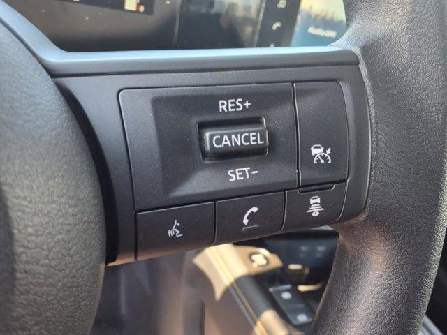 Photo of 2025 Canyon Bronze Metallic Nissan Kicks