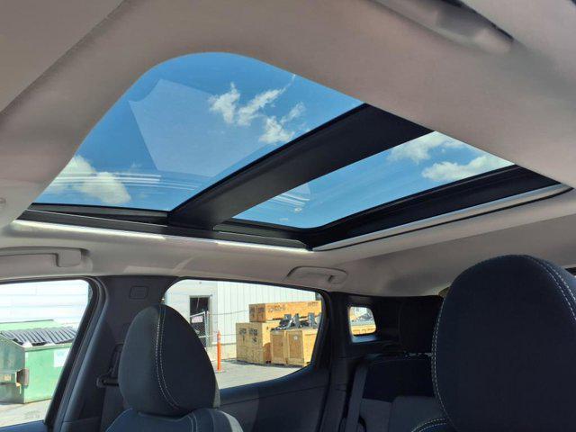 Photo of 2025 Canyon Bronze Metallic Nissan Kicks