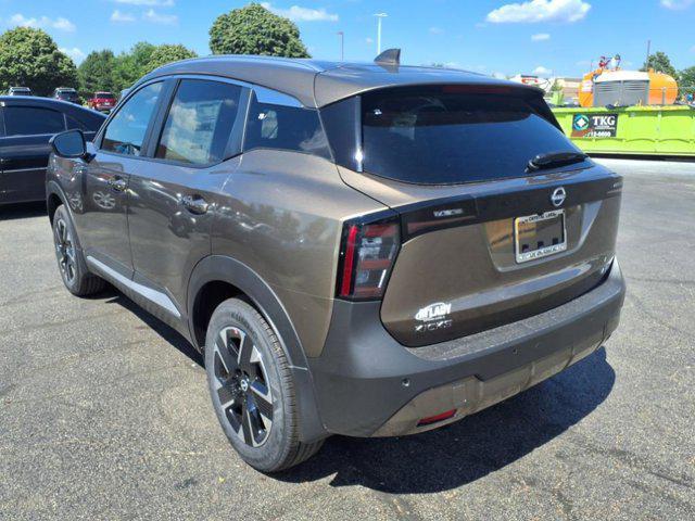 Photo of 2025 Canyon Bronze Metallic Nissan Kicks