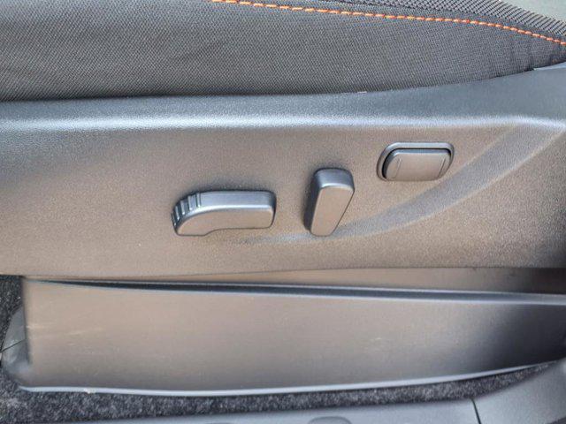 Photo of 2025 Glacier White Nissan Frontier