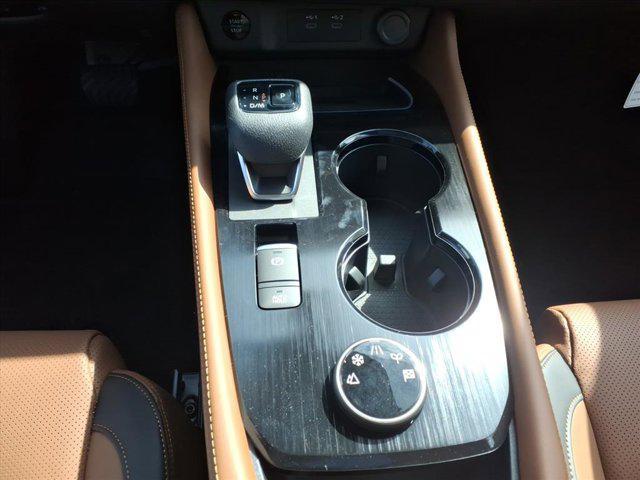 Photo of 2026 Everest White Pearl Tricoat Nissan Rogue
