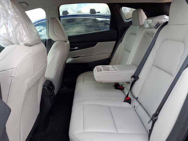 Photo of 2025 Super Black Nissan Murano