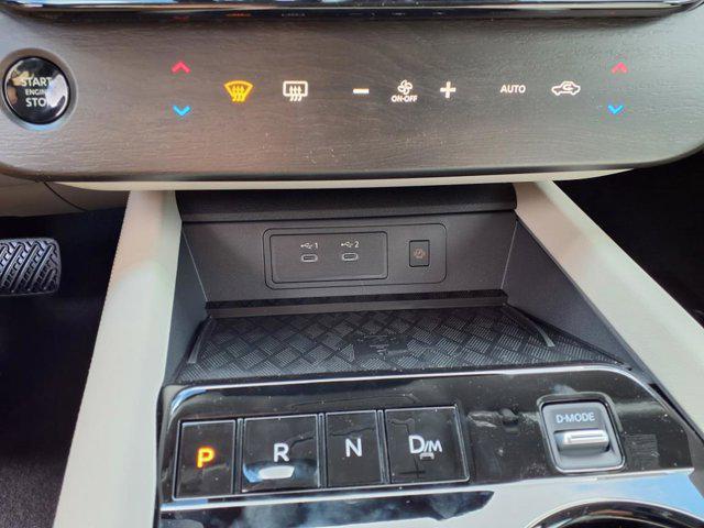 Photo of 2025 Super Black Nissan Murano
