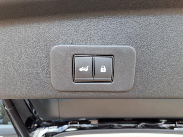 Photo of 2025 Super Black Nissan Murano