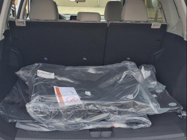 Photo of 2025 Everest White Pearl Nissan Rogue