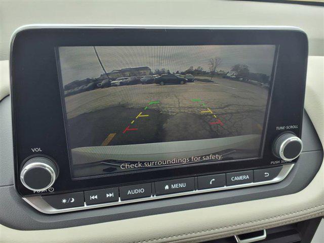Photo of 2025 Everest White Pearl Nissan Rogue