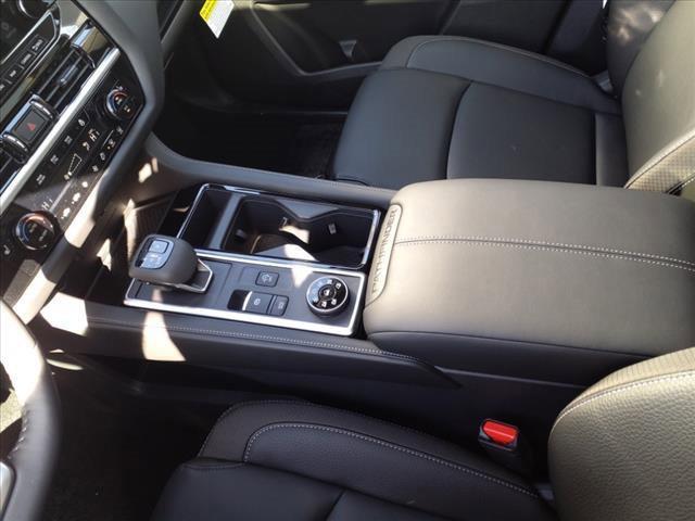 Photo of 2025 Super Black Nissan Pathfinder