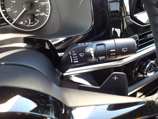 Photo of 2025 Super Black Nissan Pathfinder