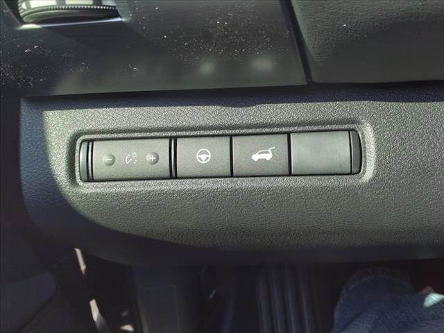 Photo of 2025 Super Black Nissan Pathfinder