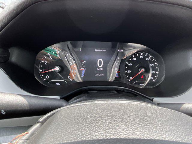 Photo of 2022 Diamond Black Crystal Pearlcoat Jeep Compass