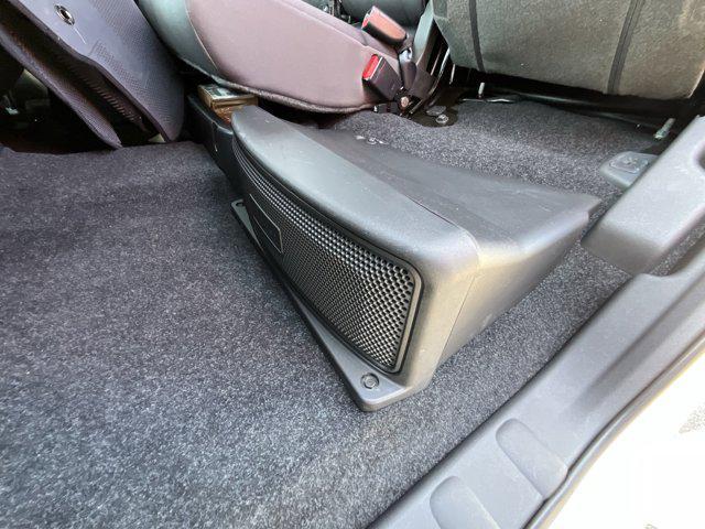 Photo of 2025 Glacier White Nissan Frontier