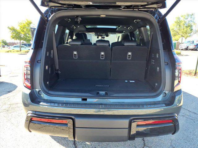 Photo of 2026 Alpine Metallic/Super Black Nissan Armada