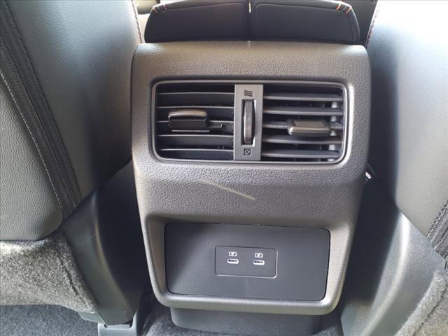 Photo of 2025 Super Black Nissan Rogue