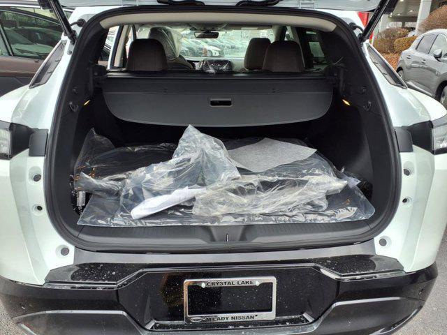 Photo of 2025 Everest White Pearl Tricoat Nissan Murano
