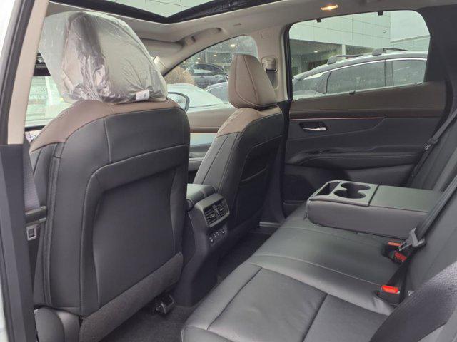 Photo of 2025 Everest White Pearl Tricoat Nissan Murano