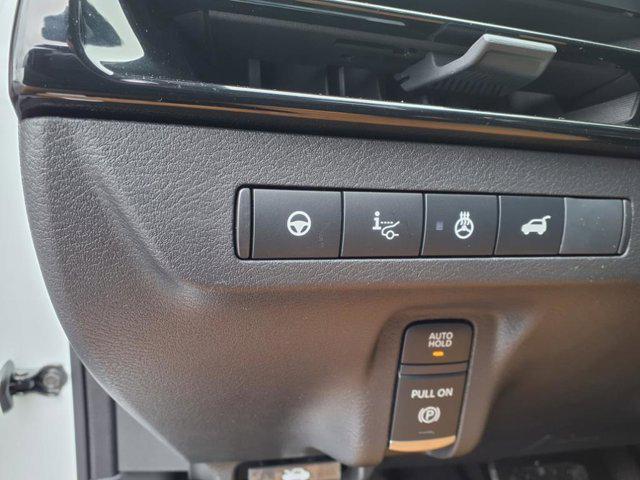 Photo of 2025 Everest White Pearl Tricoat Nissan Murano