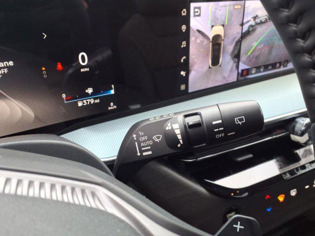 Photo of 2025 Everest White Pearl Tricoat Nissan Murano