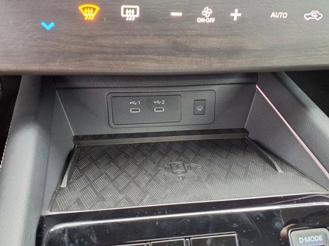 Photo of 2025 Everest White Pearl Tricoat Nissan Murano