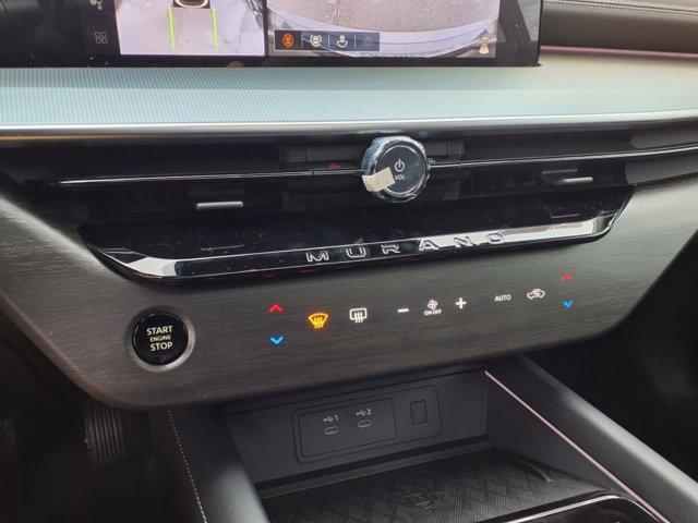 Photo of 2025 Everest White Pearl Tricoat Nissan Murano