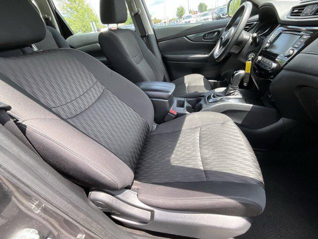Photo of 2020 Gun Metallic Nissan Rogue