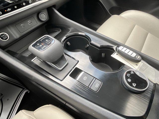 Photo of 2022 Caspian Blue Metallic Nissan Rogue