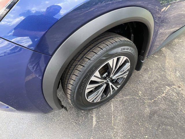 Photo of 2022 Caspian Blue Metallic Nissan Rogue