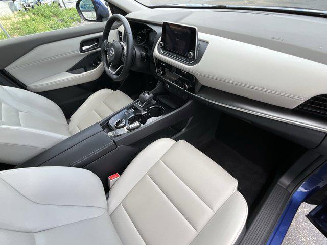Photo of 2022 Caspian Blue Metallic Nissan Rogue