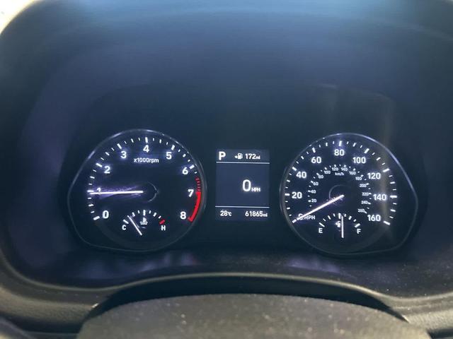 Photo of 2018 Ceramic White Hyundai Elantra GT