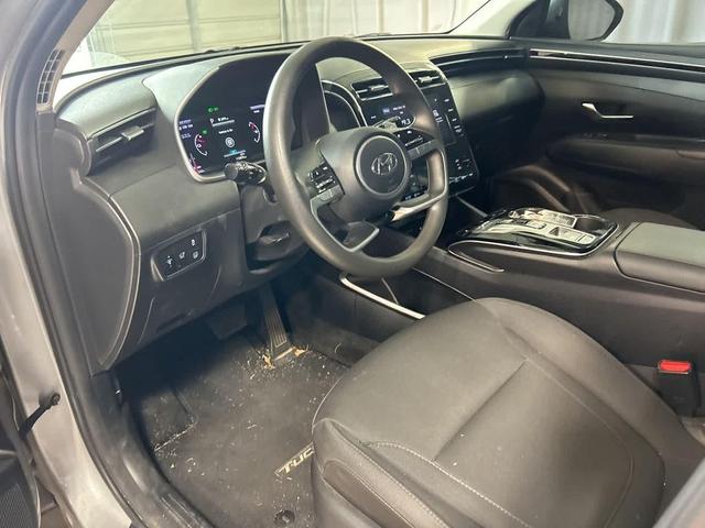 Photo of 2023 Shimmering Silver Hyundai TUCSON Hybrid